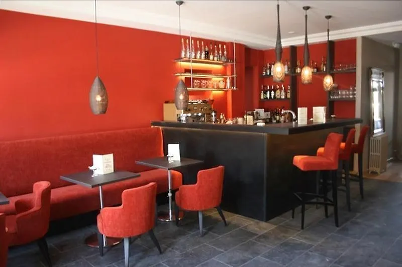 Hotel Le D'Avaugour Dinan 3*,