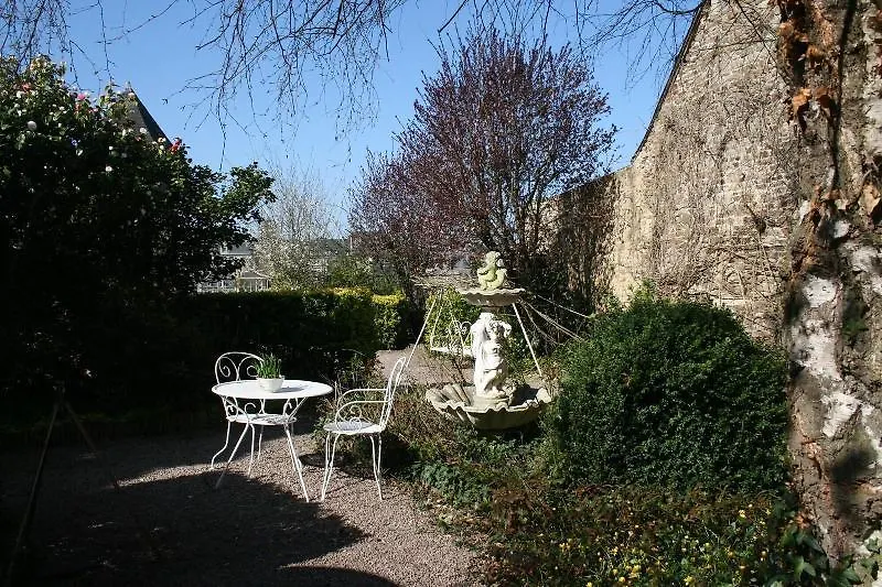 Hotel Le D'Avaugour Dinan 3*,